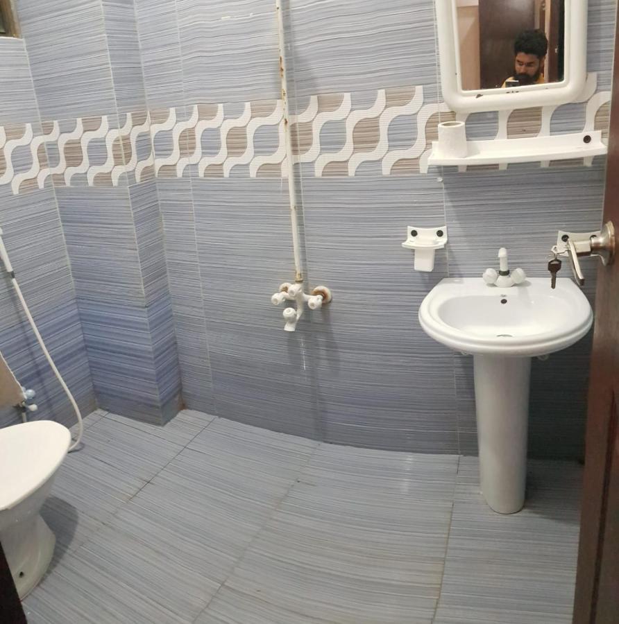 Goho Rooms Badar Karachi Esterno foto