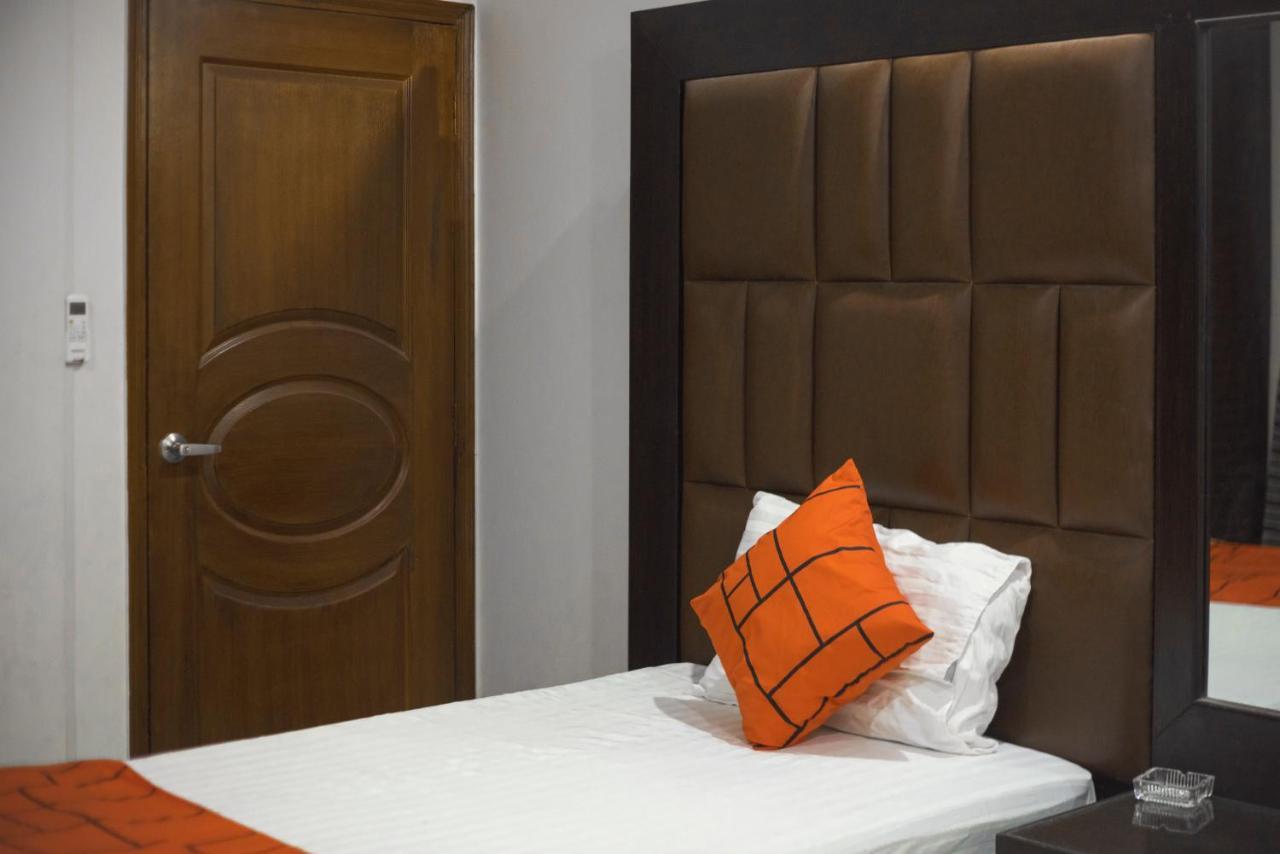 Goho Rooms Badar Karachi Esterno foto