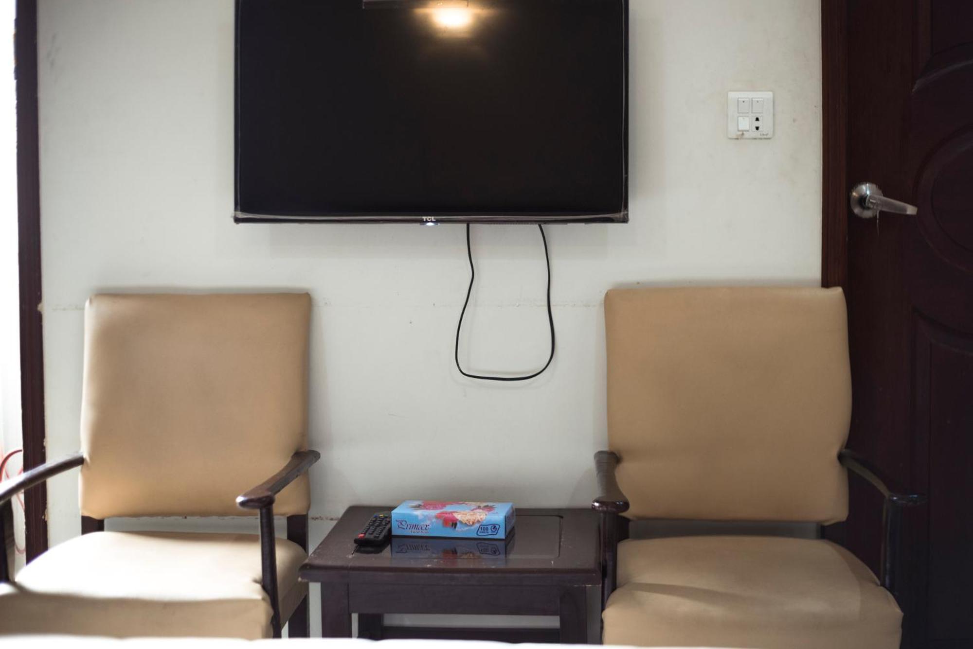 Goho Rooms Badar Karachi Esterno foto