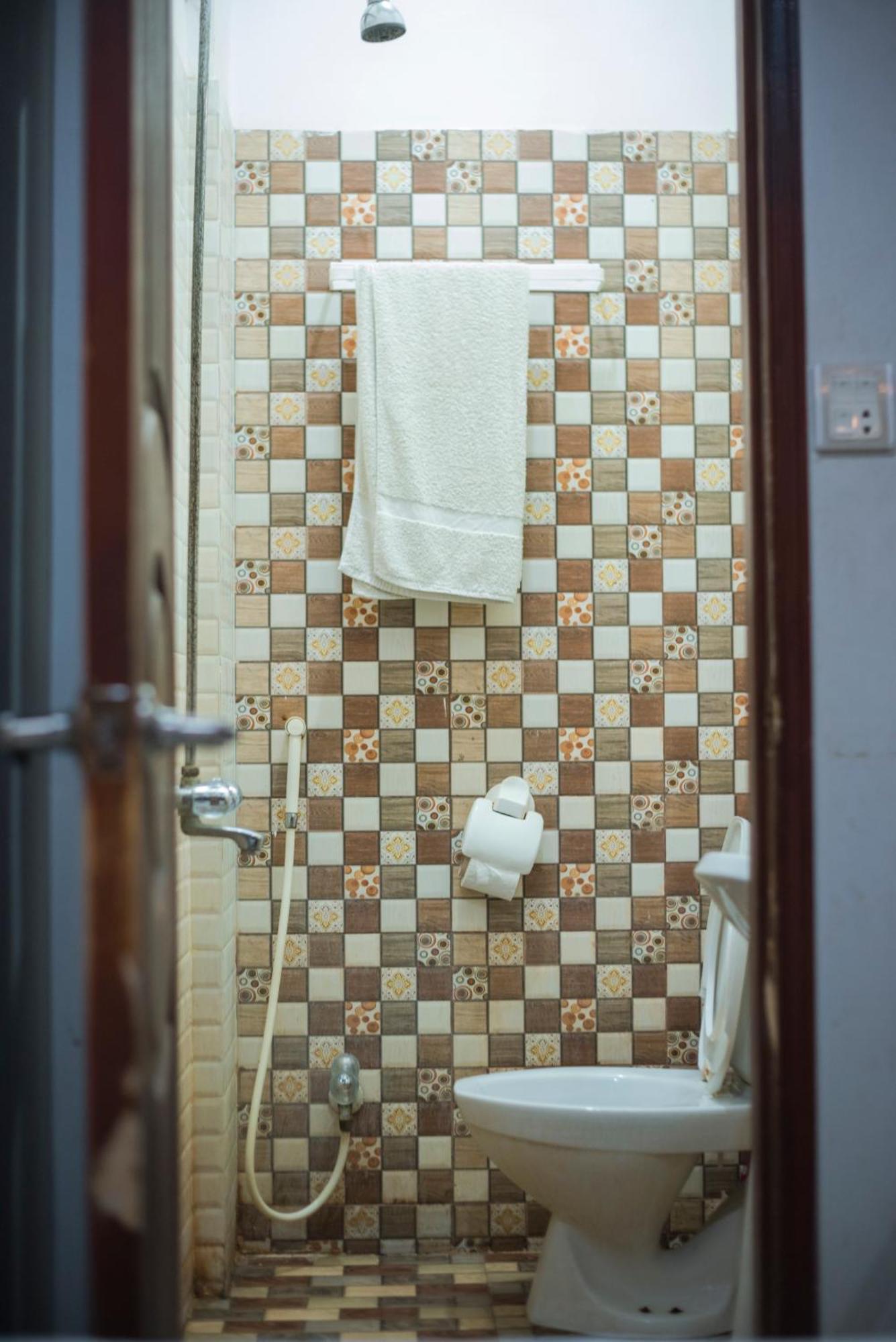 Goho Rooms Badar Karachi Esterno foto