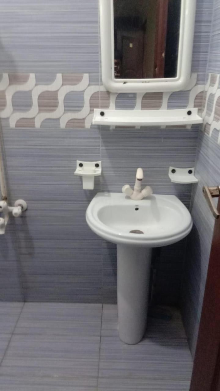 Goho Rooms Badar Karachi Esterno foto