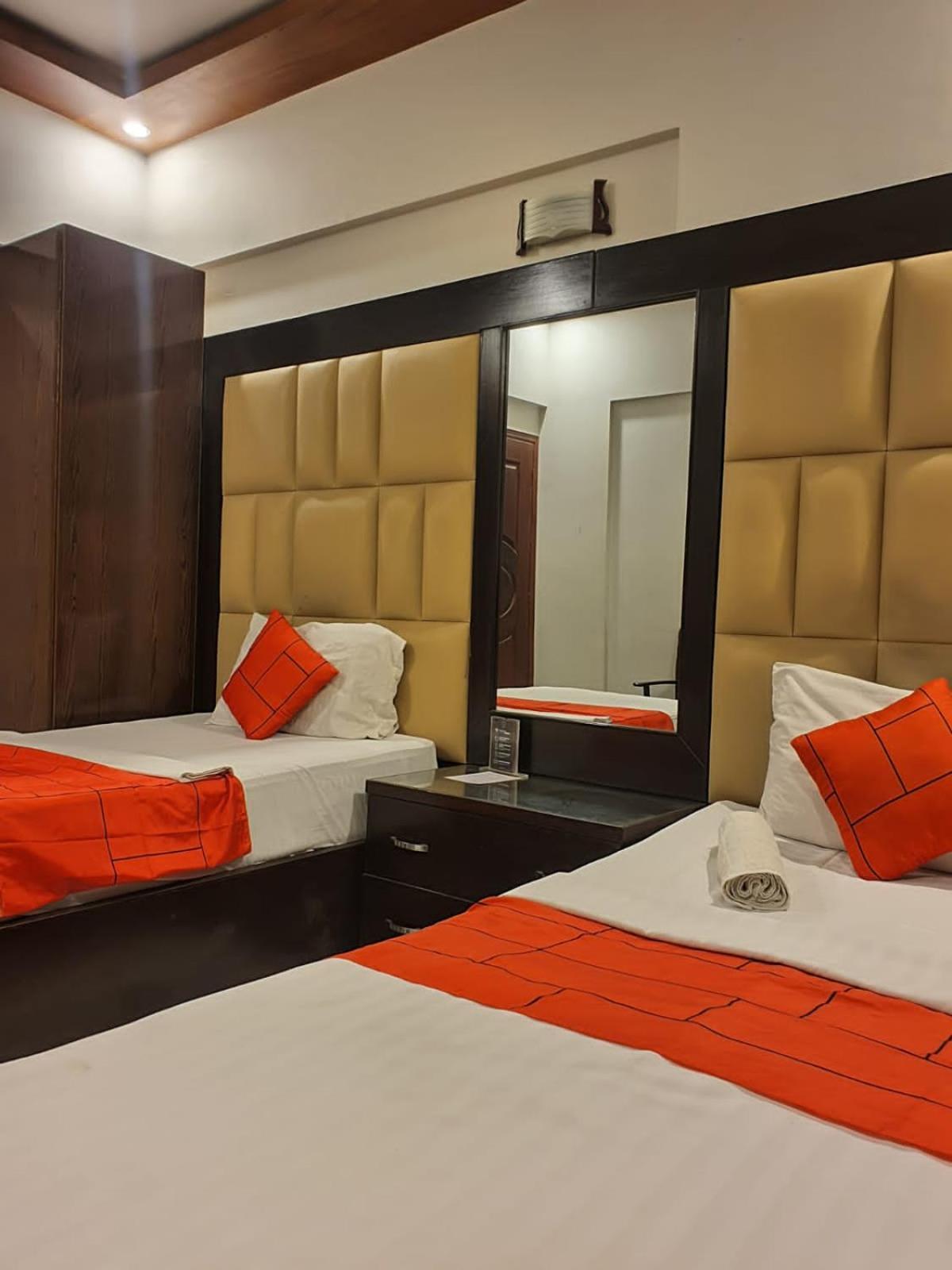 Goho Rooms Badar Karachi Esterno foto