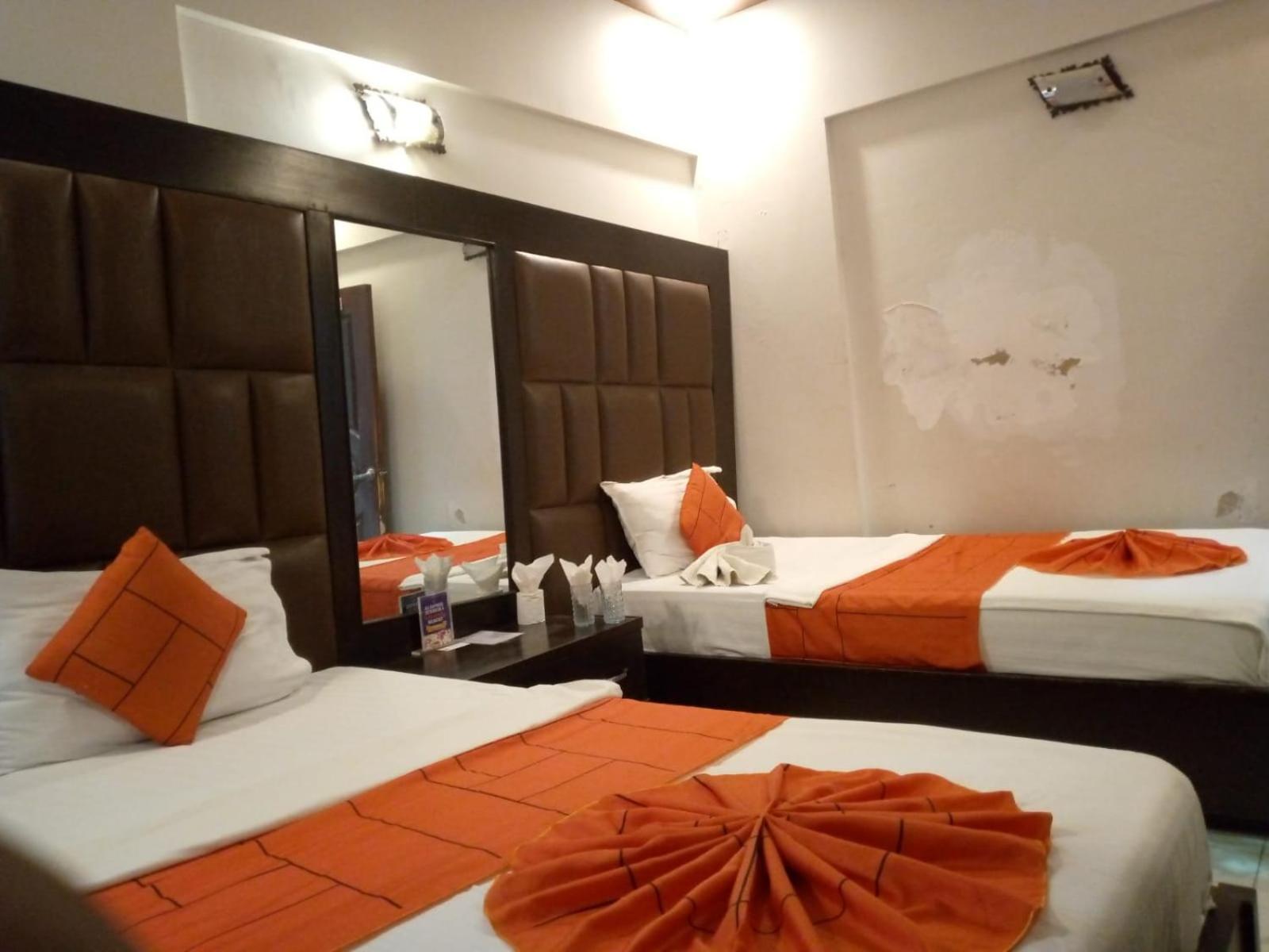 Goho Rooms Badar Karachi Esterno foto