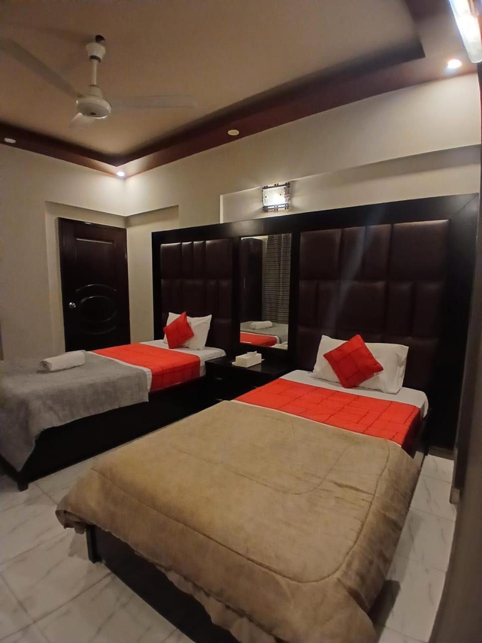 Goho Rooms Badar Karachi Esterno foto